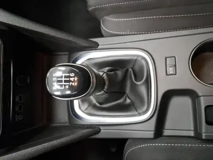 Photo 33 Renault Megane Mégane IV Berline Blue dCi 115 - 21N