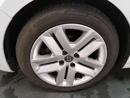 Photo 15 Renault Clio  TCe 90 X-Tronic - 21