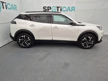 Photo 51 Peugeot 2008  Electrique 136 ch