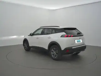 Photo 6 Peugeot 2008  PureTech 130 S&S EAT8