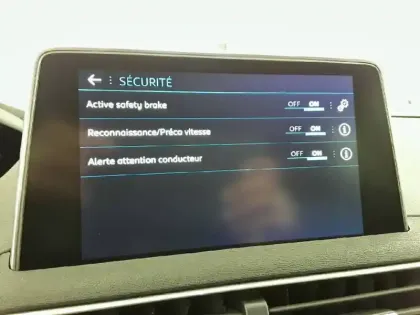 Photo 21 Peugeot 3008  1.2 Puretech 130ch S&S BVM6