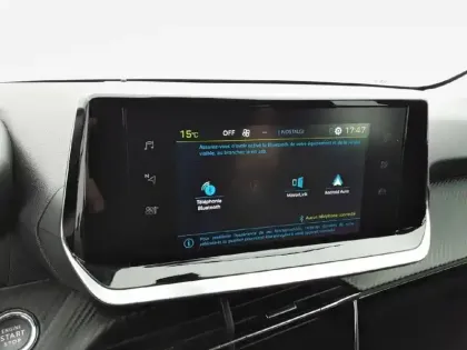 Photo 21 Peugeot 208  Electrique 50 kWh 136ch