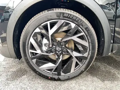 Photo 35 Renault Symbioz  E-Tech full hybrid 145