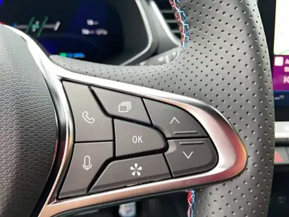 Photo 22 Renault Symbioz  E-Tech full hybrid 145