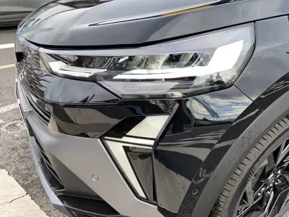 Photo 36 Renault Symbioz  E-Tech full hybrid 145