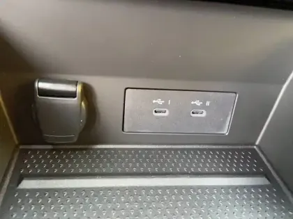 Photo 32 Renault Symbioz  E-Tech full hybrid 145