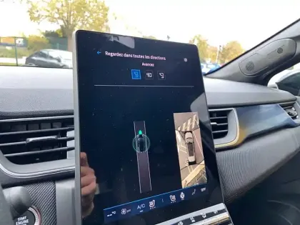 Photo 29 Renault Symbioz  E-Tech full hybrid 145