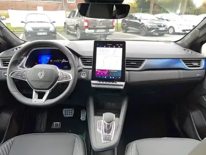 Photo 16 Renault Symbioz  E-Tech full hybrid 145