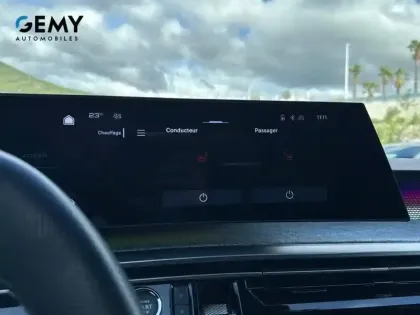 Photo 57 Peugeot 3008  Hybrid 136 e-DCS6