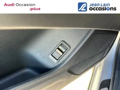 Photo 20 Audi Q4  e-tron 45 285 ch 82 kWh