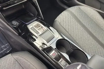 Photo 21 Peugeot 208  Hybrid 110 e-DCS6