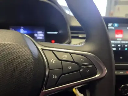 Photo 20 Renault Clio  Blue dCi 100 ch GSR2