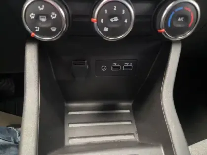 Photo 15 Renault Clio  Blue dCi 100 ch GSR2