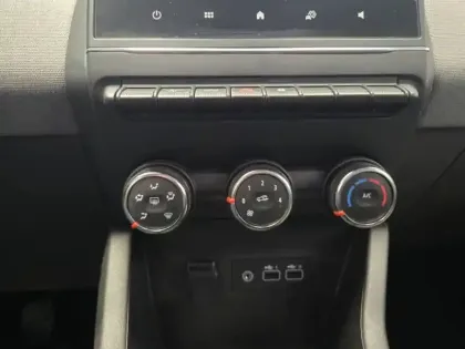 Photo 16 Renault Clio  Blue dCi 100 ch GSR2