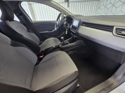 Photo 11 Renault Clio  TCe 90