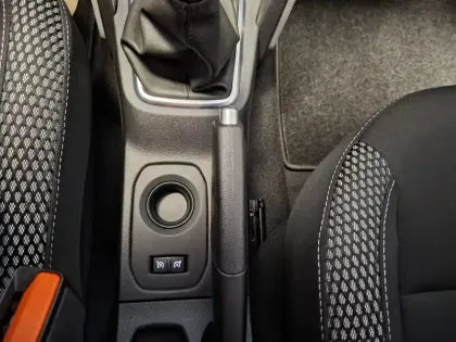 Photo 38 Dacia Duster  ECO-G 100 4x2