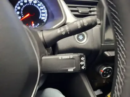 Photo 32 Renault Captur  TCe 90 - 21