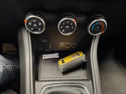 Photo 35 Renault Captur  TCe 90 - 21