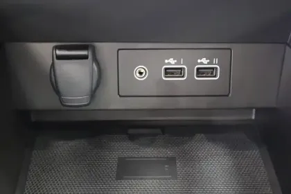 Photo 56 Renault Clio  Eco-G 100 ch GSR2