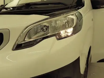 Photo 15 Peugeot Expert  Standard BlueHDi 120ch S&S BVM6