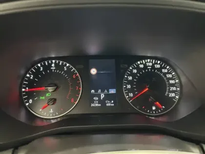 Photo 51 Renault Arkana  mild hybrid 140 EDC FAP - 22