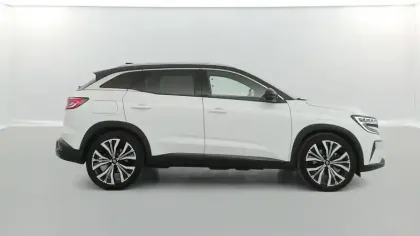 Photo 14 Renault Austral  E-Tech hybrid 200