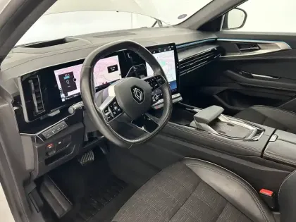 Photo 18 Renault Austral  E-Tech hybrid 200