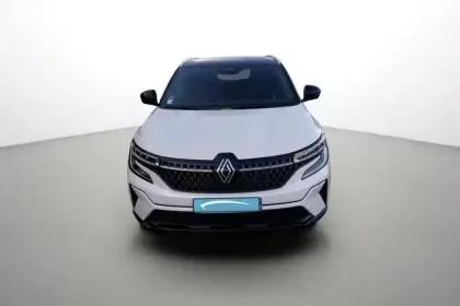 Photo 1 Renault Austral  E-Tech hybrid 200