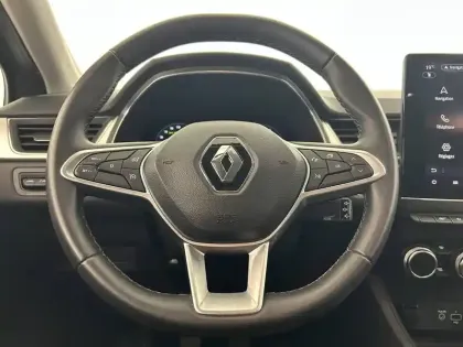 Photo 49 Renault Captur  mild hybrid 140