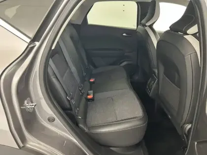 Photo 59 Renault Captur  mild hybrid 140