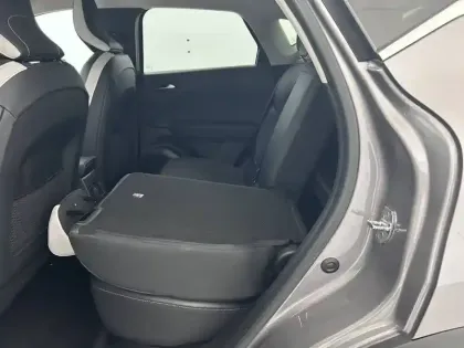 Photo 34 Renault Captur  mild hybrid 140