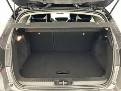 Photo 43 Renault Captur  mild hybrid 140