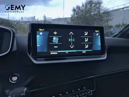 Photo 13 Peugeot 208  Electrique 50 kWh 136ch