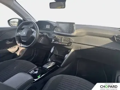 Photo 12 Peugeot 208  Electrique 50 kWh 136ch