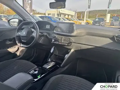 Photo 33 Peugeot 208  Electrique 50 kWh 136ch