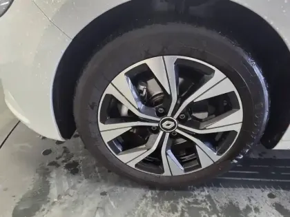 Photo 62 Renault Clio Gén. V (BJA) Ph1 NG Evolution 5