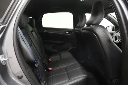 Photo 34 Renault Arkana  E-Tech full hybrid 145 GSR2