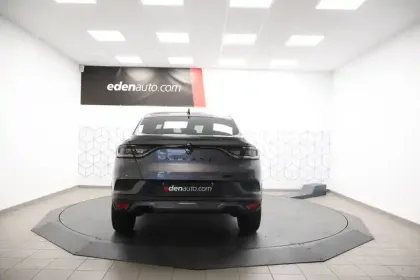 Photo 30 Renault Arkana  E-Tech full hybrid 145 GSR2