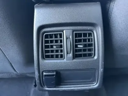 Photo 11 Renault Captur  TCe 90 - 21