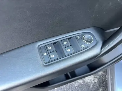 Photo 14 Renault Captur  TCe 90 - 21