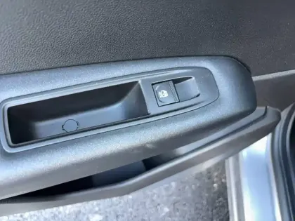 Photo 9 Renault Captur  TCe 90 - 21