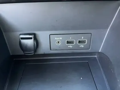 Photo 24 Renault Captur  TCe 90 - 21