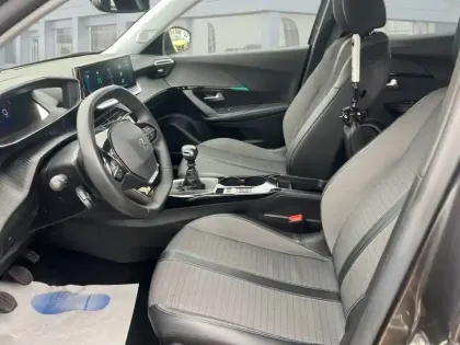 Photo 8 Peugeot 2008  BlueHDi 110 S&S BVM6