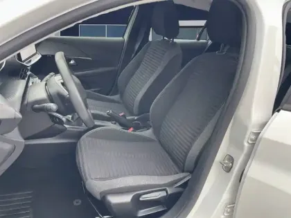 Photo 28 Peugeot 208  PureTech 75 S&S BVM5