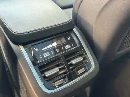 Photo 12 Volvo Xc90  T8 Twin Engine 303+87 ch Geartronic 8 7pl