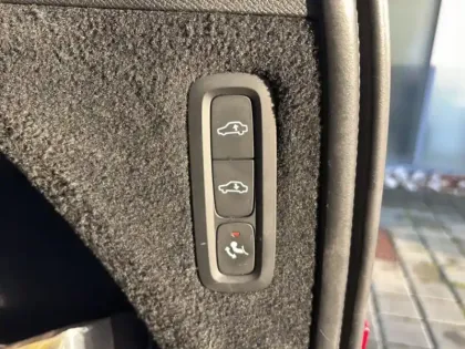 Photo 7 Volvo Xc90  T8 Twin Engine 303+87 ch Geartronic 8 7pl