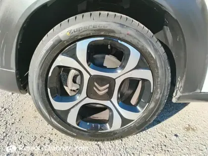 Photo 14 Citroën C3 Aircross  PureTech 110 S&S BVM6 Shine