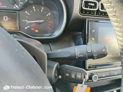 Photo 17 Citroën C3 Aircross  PureTech 110 S&S BVM6 Shine