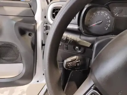 Photo 16 Citroën C3  PureTech 83 S&S BVM5 Feel Pack