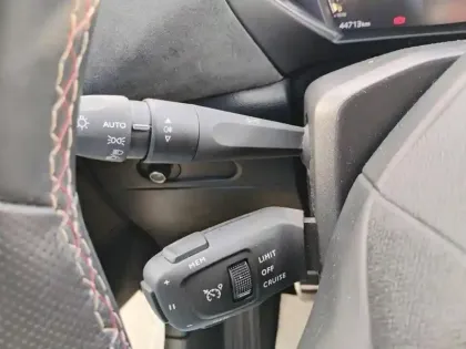 Photo 16 DS DS 3 DS3 Crossback PureTech 100 BVM6 Performance Line